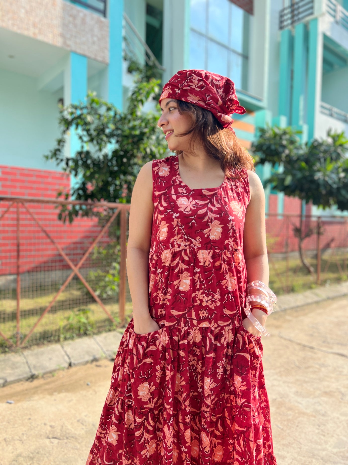 Laal phool dress