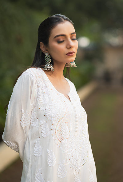 Chandni white chikankari Muslin mukaish kurta