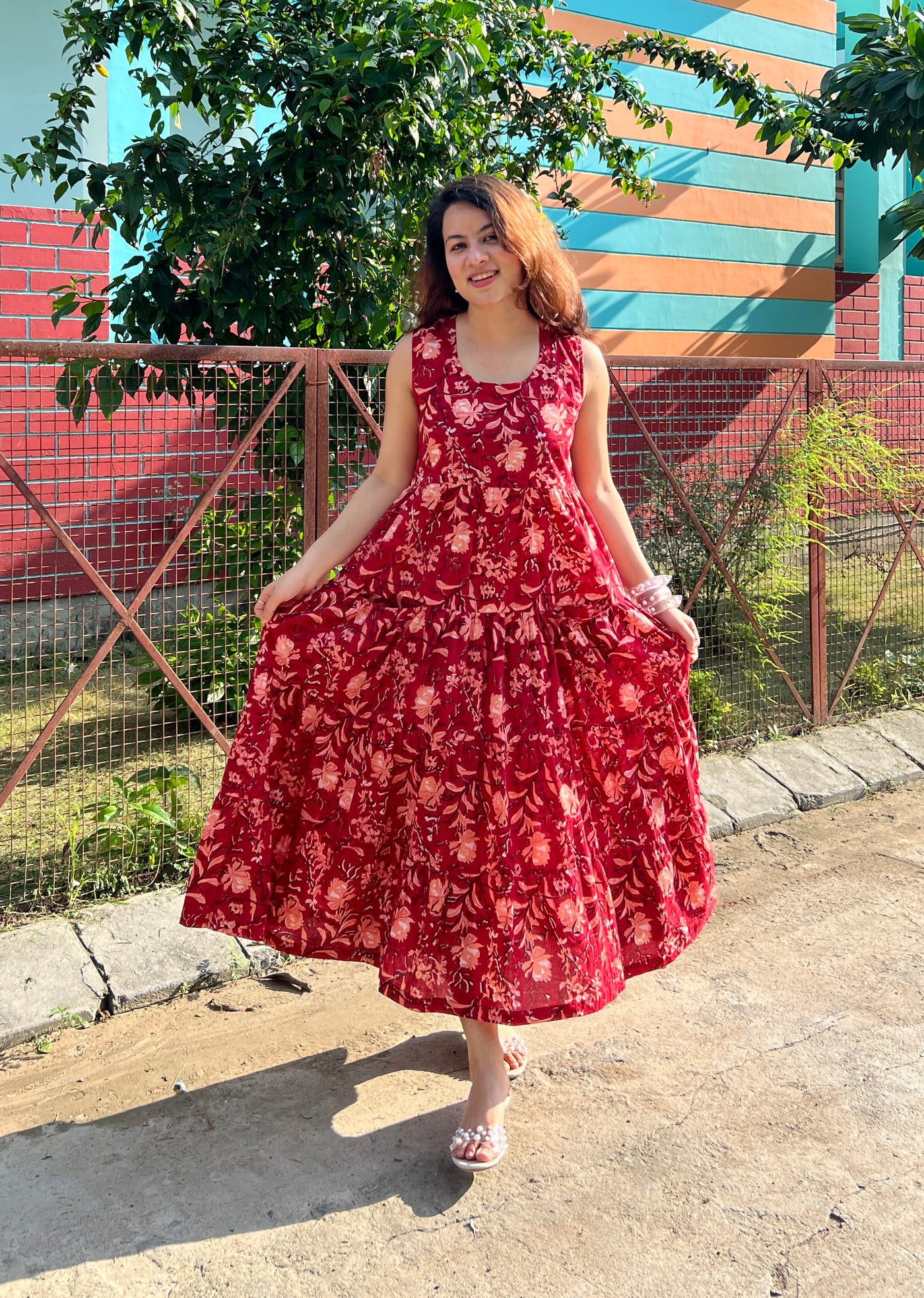 Laal phool dress