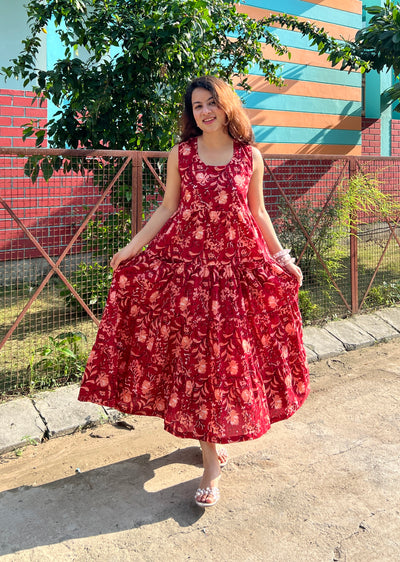 Laal phool dress