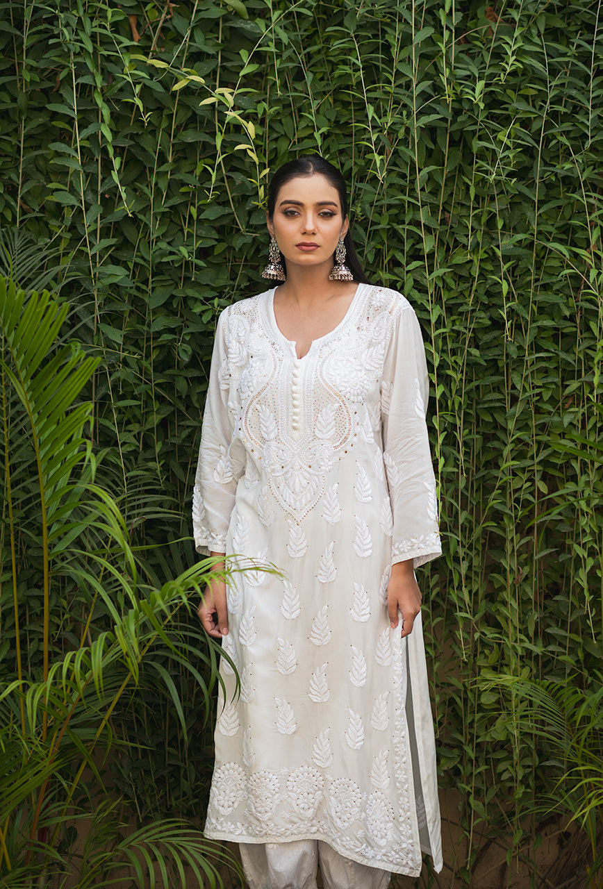 Chandni white chikankari Muslin mukaish kurta