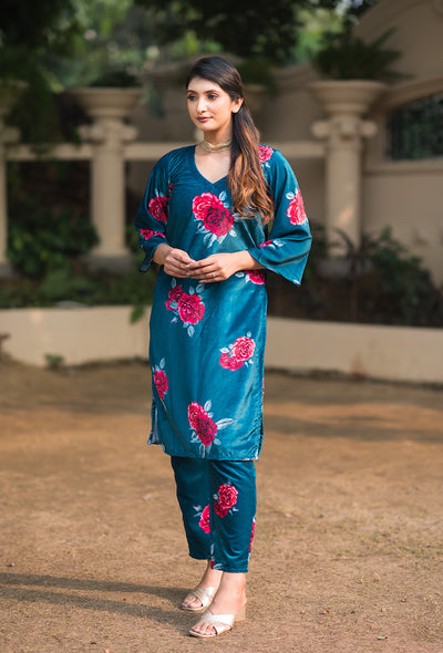 Teal velvet kurta set with rose print