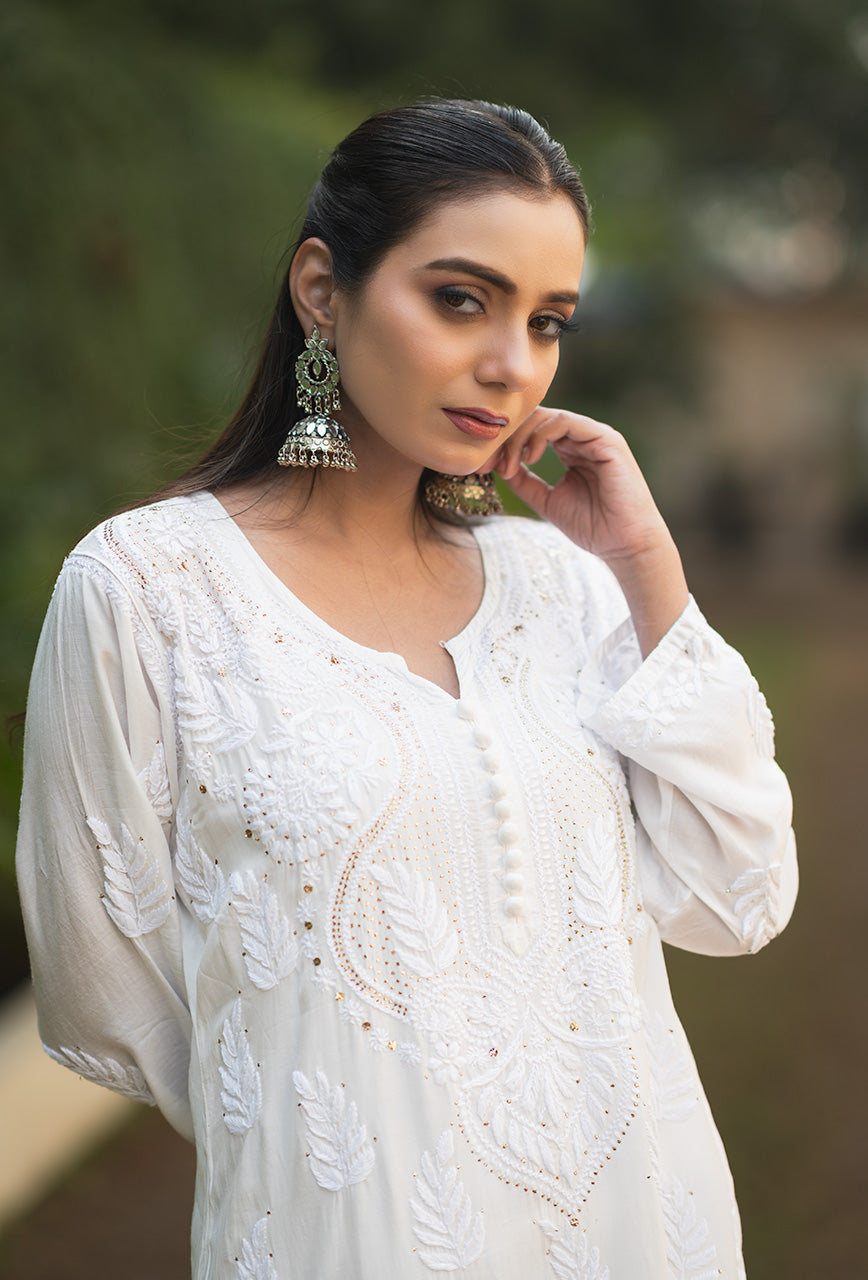 Chandni white chikankari Muslin mukaish kurta