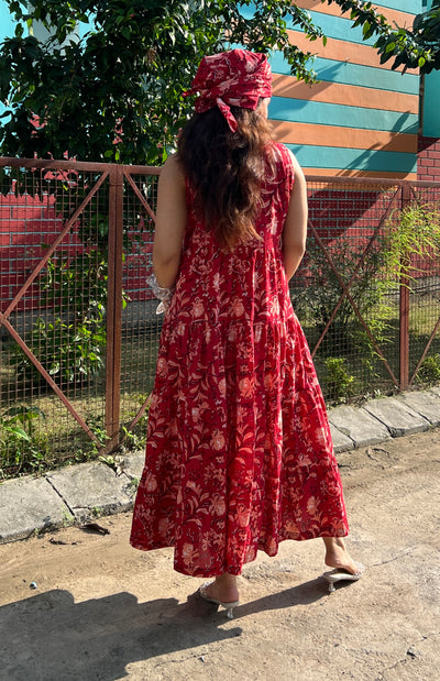 Laal phool dress