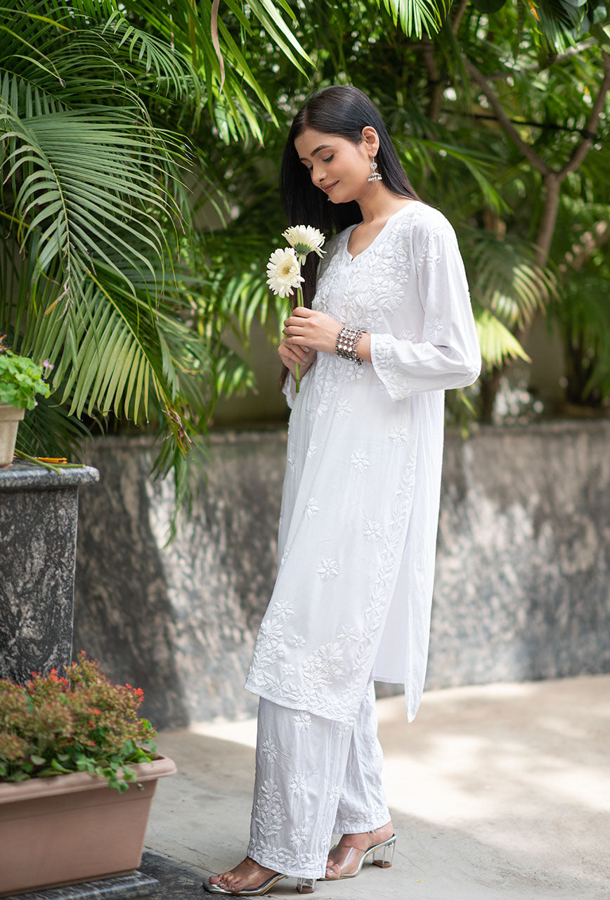 Laira women white rayon kurta palazzo set