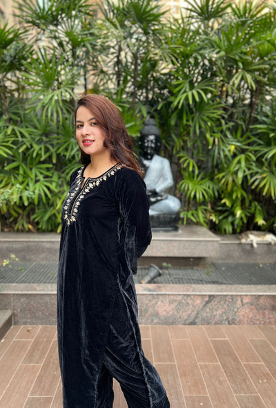 Velvet Gottapatti kurta set