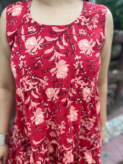 Laal phool dress
