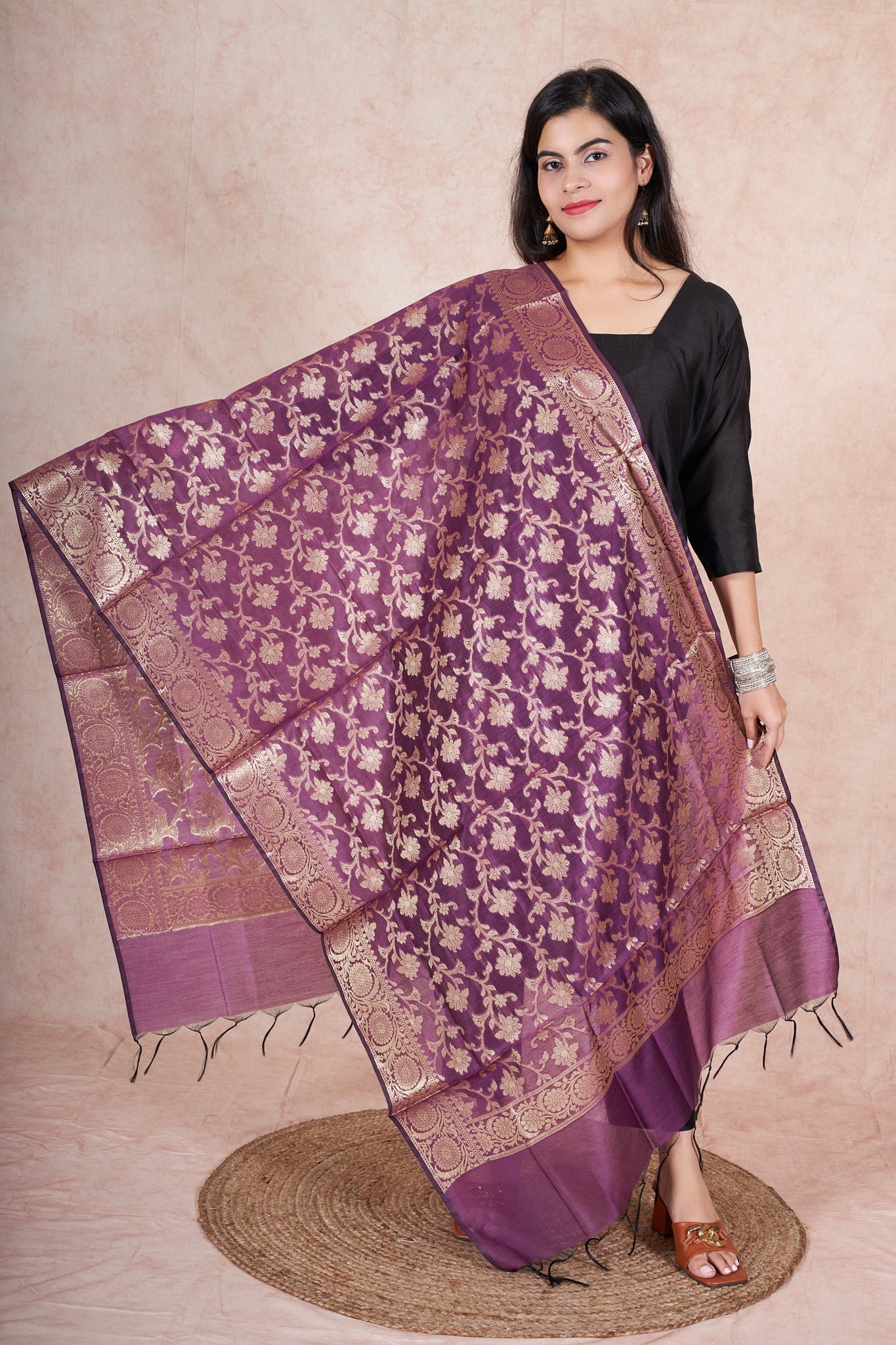 Ruzi banarasi silk dupatta RangrezEthnic Wine 